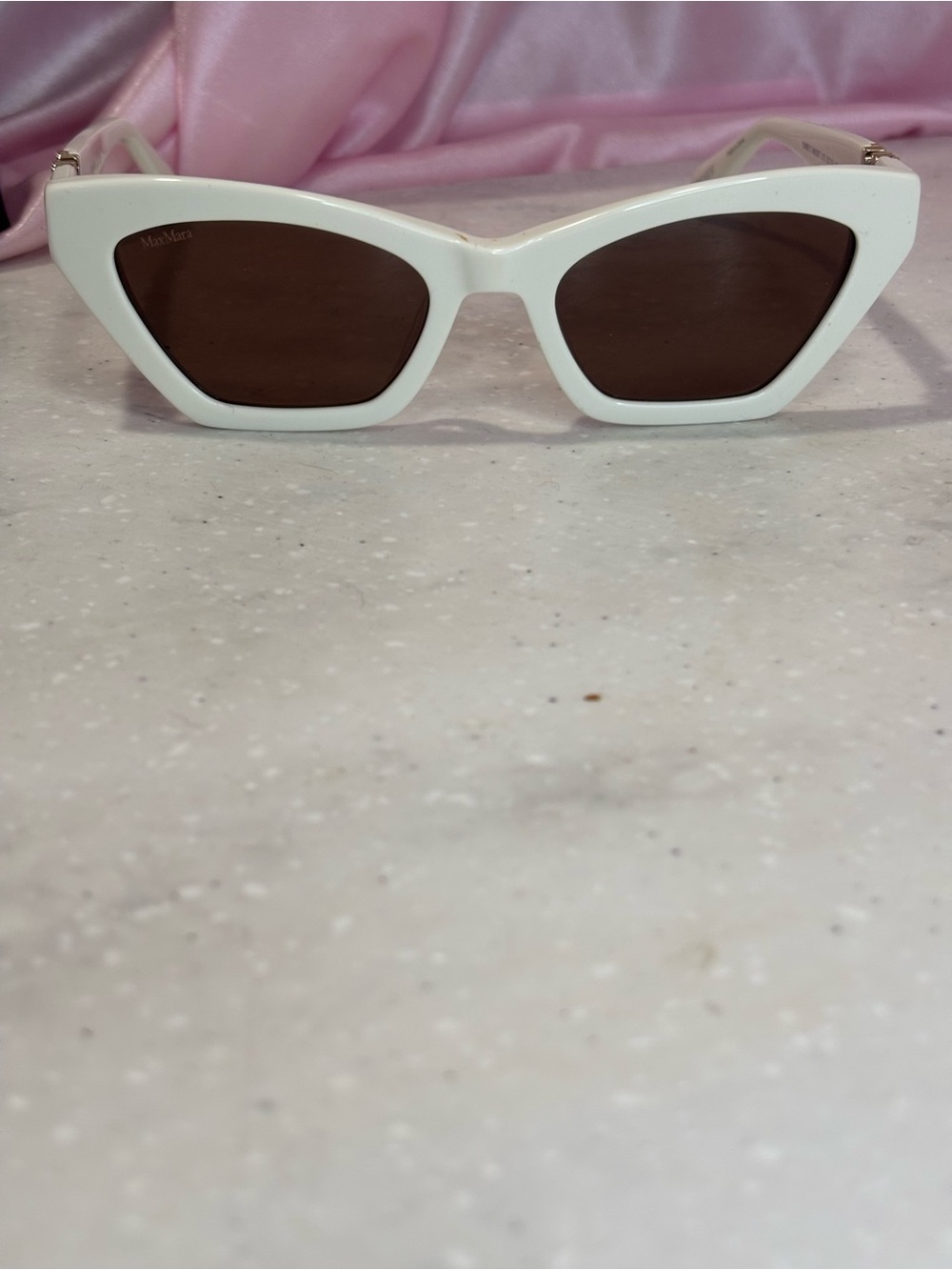 Max Mara White Cat-Eye Sunglasses with Brown Lenses